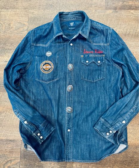 เสื้อยีนส์ลี