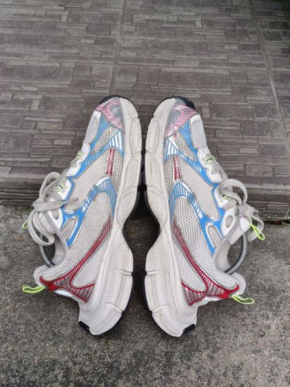 หลากสี อื่นๆ รองเท้าผ้าใบ UK 9 | EU 43 1/3 | US 9.5 อื่นๆ รองเท้า BALENCIAGA มัลติคัลเลอร์ เบอร์ 43