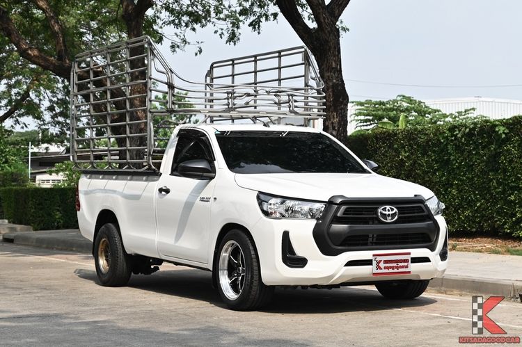 รถ Toyota Hilux Revo 2.4 Entry สี ขาว