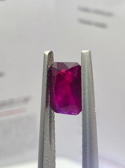 Pigeon Blood Ruby รูปที่ 4