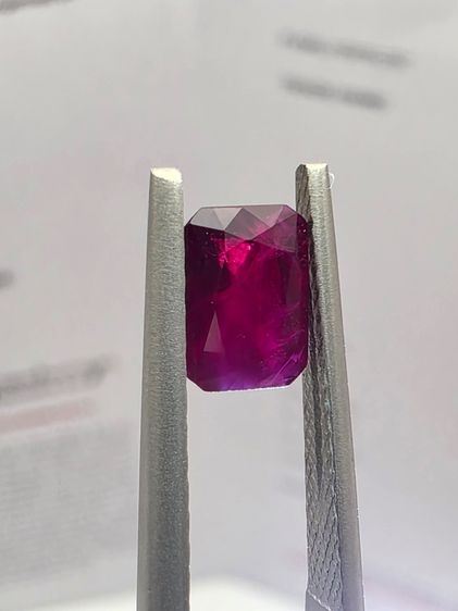 Pigeon Blood Ruby รูปที่ 2