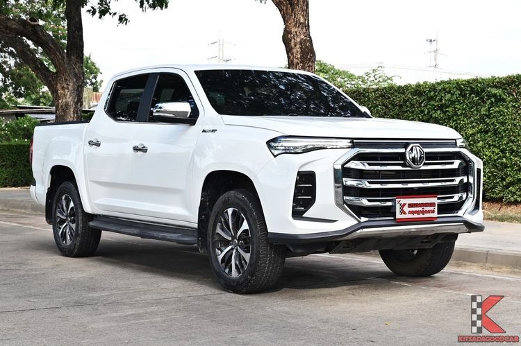 รถ MG Extender 2.0 Grand X สี ขาว