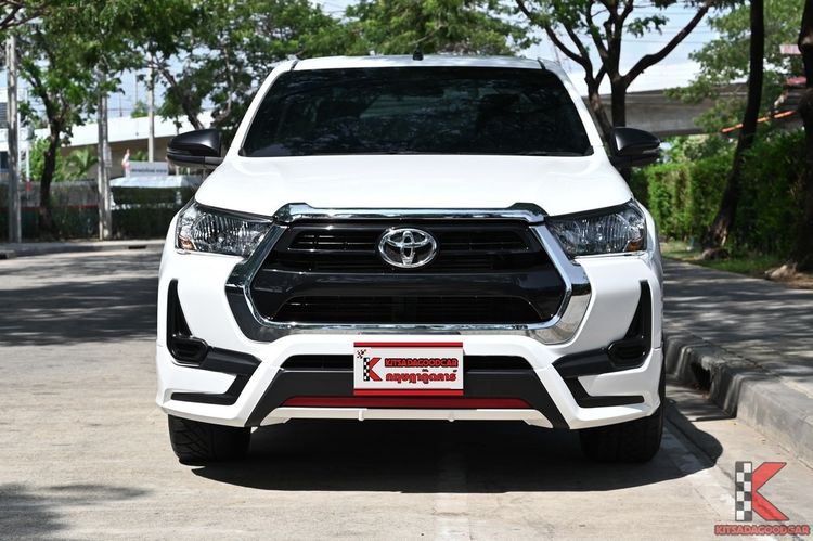 Toyota Hilux Revo 2023 2.4 Z Edition Entry Pickup ดีเซล ไม่ติดแก๊ส เกียร์ธรรมดา ขาว รูปที่ 2