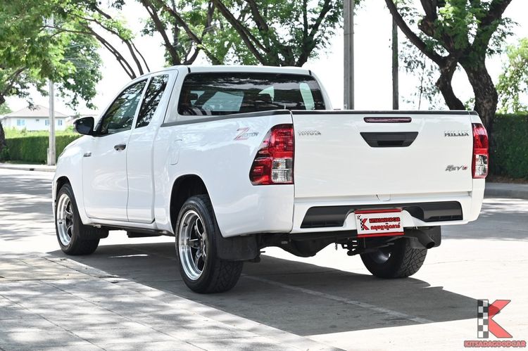 Toyota Hilux Revo 2023 2.4 Z Edition Entry Pickup ดีเซล ไม่ติดแก๊ส เกียร์ธรรมดา ขาว รูปที่ 3