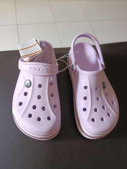 รองเท้าcrocs รูปที่ 11