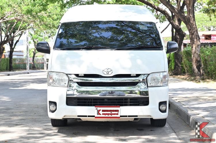 Toyota Commuter 2017 3.0 Van ดีเซล ไม่ติดแก๊ส เกียร์ธรรมดา ขาว รูปที่ 2