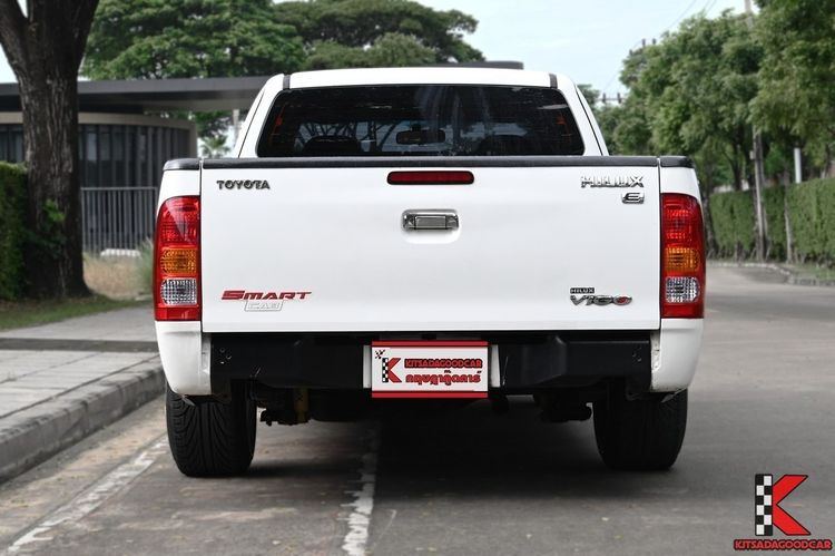 Toyota Hilux Vigo 2011 2.5 E Pickup ดีเซล ไม่ติดแก๊ส เกียร์ธรรมดา ขาว รูปที่ 4