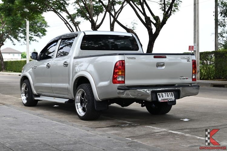 Toyota Hilux Vigo 2007 2.5 E Pickup ดีเซล ไม่ติดแก๊ส เกียร์ธรรมดา บรอนซ์เงิน รูปที่ 3