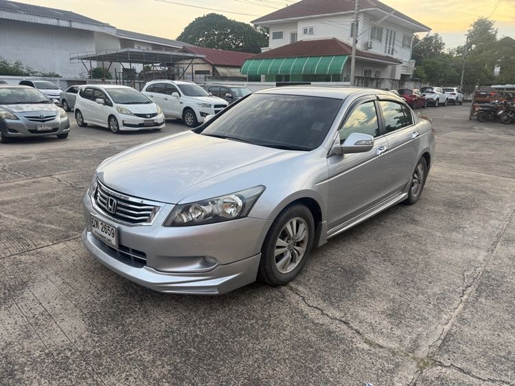 รถ Honda Accord 2.0 EL i-VTEC สี บรอนซ์เงิน