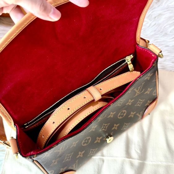 Louis Vuitton  งานแปลงแคนวาส Diane 💯 รูปที่ 6