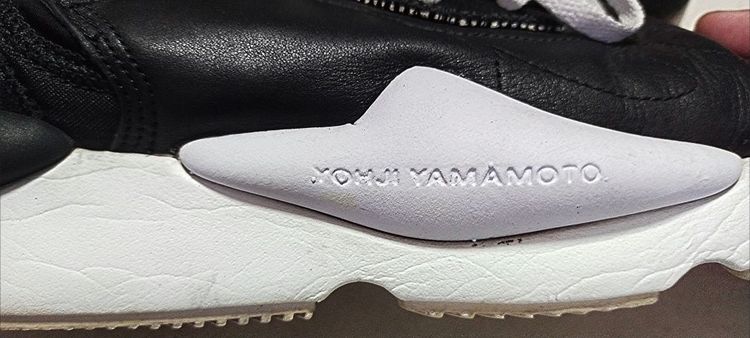 รองเท้าผ้าใบ Y-3 Yohji Yamamoto  รูปที่ 5