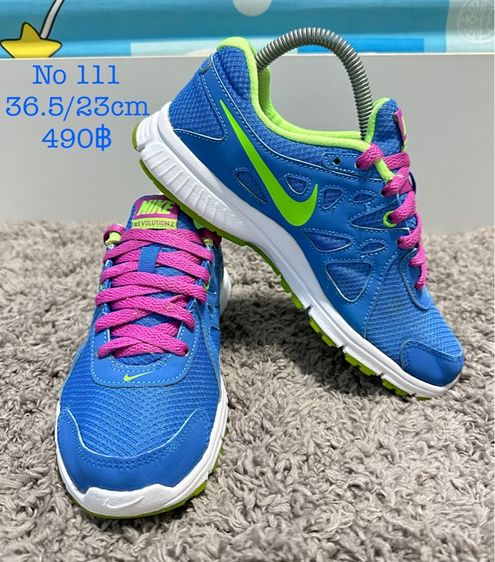มือสองสภาพใหม่ Nike Revolution 