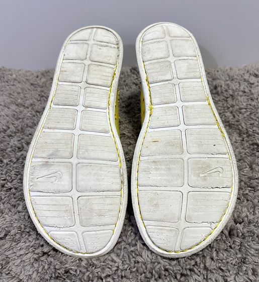 มือสองสภาพใหม่ Nike Solarsoft รูปที่ 4