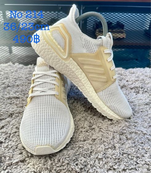 มือสองสภาพใหม่ Adidas Ultraboost
