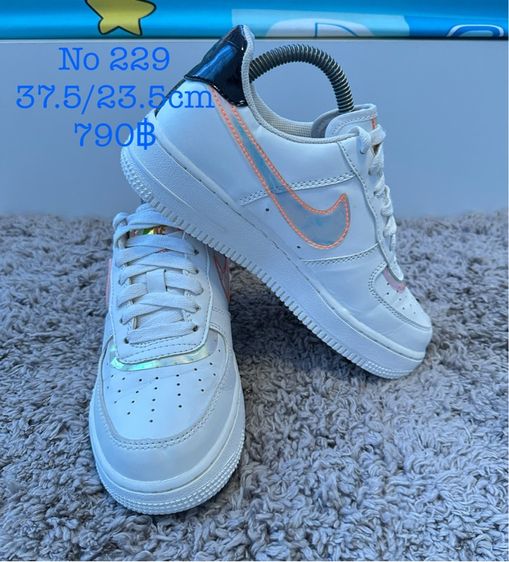 มือสองสภาพใหม่ Nike Air Force 1