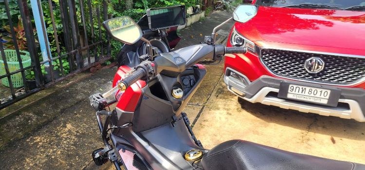 nmax 2016  พร้อมโอน อุปกรณ์ให้ครบหมดตามรูป รูปที่ 3