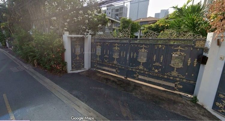 ขายบ้านพร้อมที่ดินใจกลางอารีย์ – พญาไท กรุงเทพฯ 