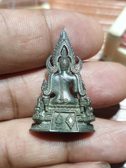 กริ่งพระพุทธชินราช รุ่นปฏิสังขรณ์ เนื้อนวโลหะ วัดพระศรีรัตนมหาธาตุ ปี 2530 ตอกโค๊ต

สภาพสวยพร้อมกล่องรับประกันพระแท้ตาเปล่า รูปที่ 9