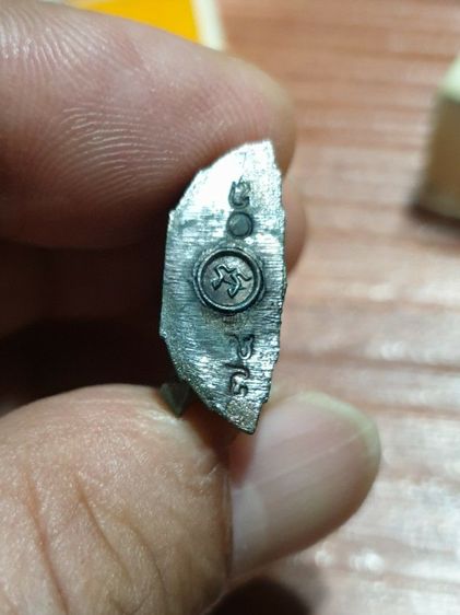 กริ่งพระพุทธชินราช รุ่นปฏิสังขรณ์ เนื้อนวโลหะ วัดพระศรีรัตนมหาธาตุ ปี 2530 ตอกโค๊ต

สภาพสวยพร้อมกล่องรับประกันพระแท้ตาเปล่า รูปที่ 7