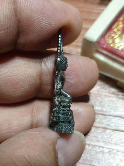 กริ่งพระพุทธชินราช รุ่นปฏิสังขรณ์ เนื้อนวโลหะ วัดพระศรีรัตนมหาธาตุ ปี 2530 ตอกโค๊ต

สภาพสวยพร้อมกล่องรับประกันพระแท้ตาเปล่า รูปที่ 5