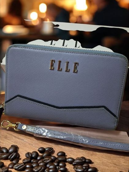 กระเป๋า. Elle มือสอง