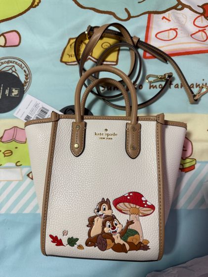 kate spade Disney X KSNY Chip N Dale Mini Tote รูปที่ 5