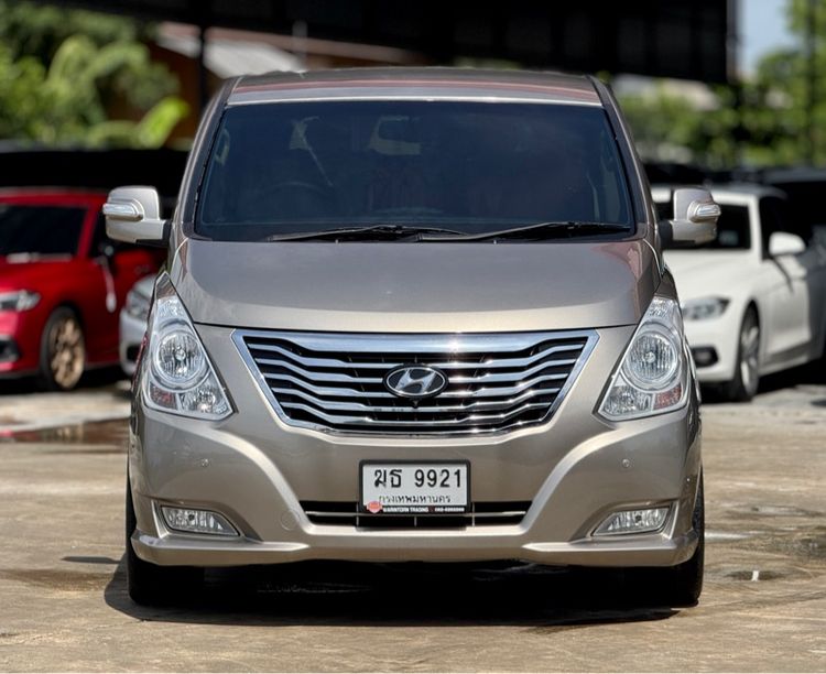 Hyundai Grand Starex 2014 2.5 VIP Utility-car ดีเซล ไม่ติดแก๊ส เกียร์อัตโนมัติ น้ำตาล รูปที่ 3