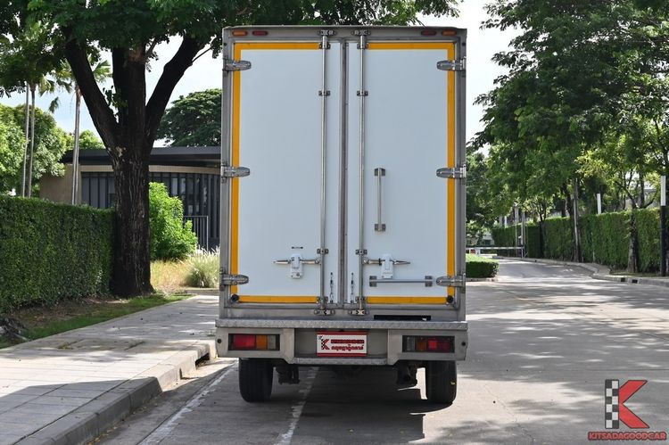 Isuzu D-MAX 2019 1.9 B Pickup ดีเซล ไม่ติดแก๊ส เกียร์ธรรมดา ขาว รูปที่ 4