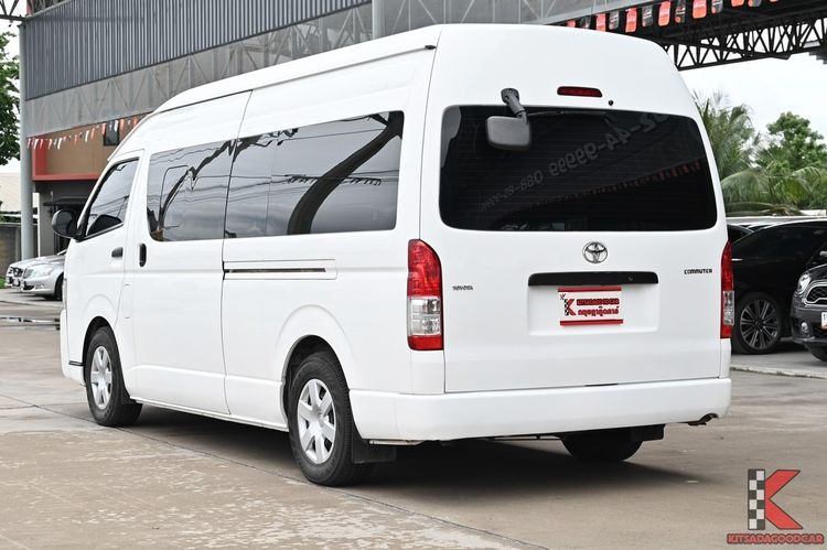 Toyota Commuter 2017 2.7 Van เบนซิน NGV เกียร์ธรรมดา ขาว รูปที่ 3