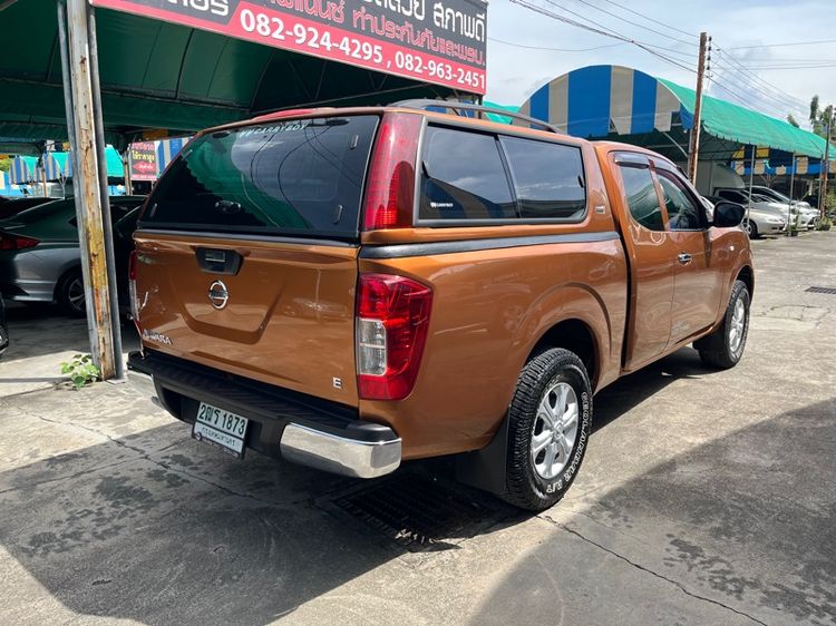 Nissan Navara 2019 2.5 E Pickup ดีเซล ไม่ติดแก๊ส เกียร์ธรรมดา ส้ม รูปที่ 4