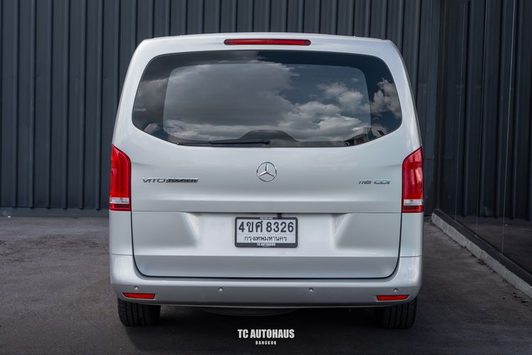 Mercedes-Benz V-Class 2017 Vito Van ดีเซล ไม่ติดแก๊ส เกียร์อัตโนมัติ บรอนซ์เงิน รูปที่ 3