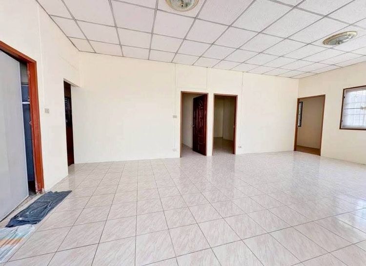 อื่นๆ ไม่มี บ้านมือ 2 สร้างเองชุมชนราชาปทุม ใกล้โรงพยาบาลปทุมธานี แม็คโคร โลตัส รูปที่ 3