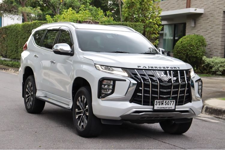 Mitsubishi Pajero Sport 2023 2.4 GT Premium Utility-car ดีเซล เกียร์อัตโนมัติ ขาว รูปที่ 2