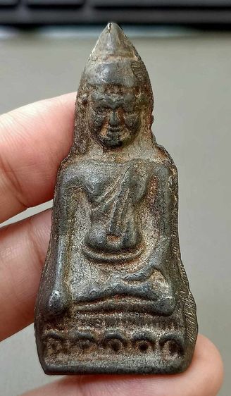 พระหูยานเนื้อชิน