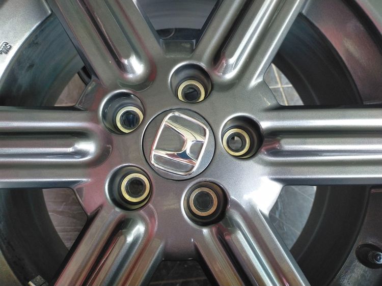 แม็กฮอนด้าสีเดิม ขอบ17 พร้อมยางบริสโตน 215 60 17 ปี22 ยางสวยทุกเส้นใส่ hrv หรือแปลงใส่ยี่ห้ออื่น 5 รู 114 รูปที่ 5