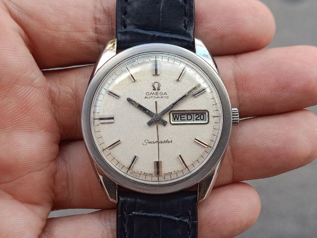 เงิน Omega Seamaster หน้าพ่นทราย