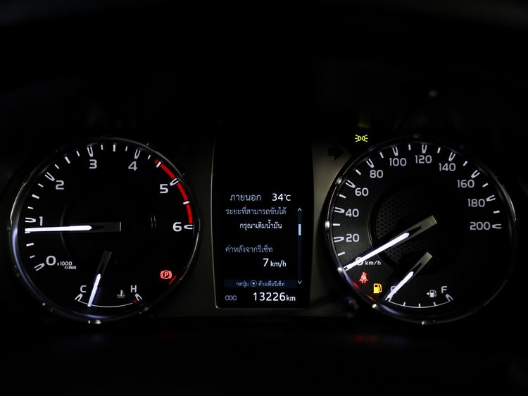 Toyota Hilux Revo 2024 2.4 Z Edition Mid Pickup ดีเซล ไม่ติดแก๊ส เกียร์ธรรมดา เทา รูปที่ 3