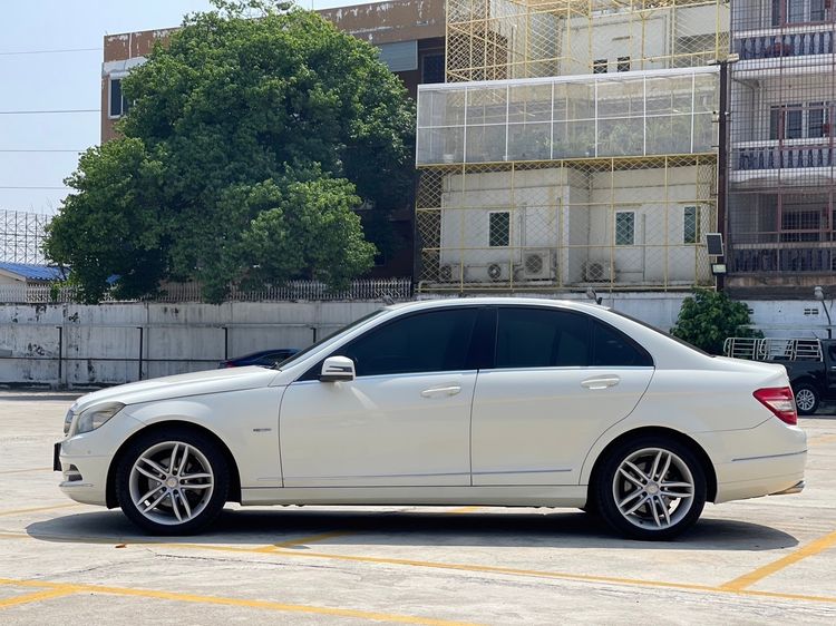 Mercedes-Benz C-Class 2010 C200 CGI Utility-car เบนซิน ไม่ติดแก๊ส เกียร์อัตโนมัติ ขาว รูปที่ 4