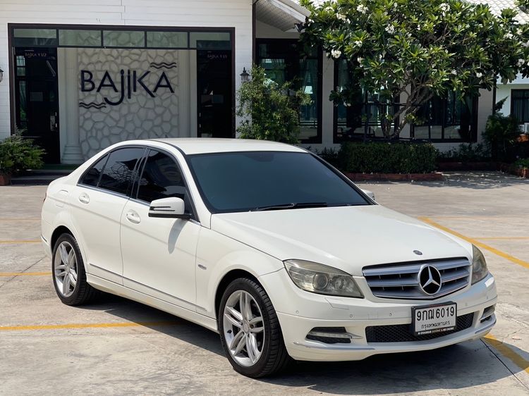 Mercedes-Benz C-Class 2010 C200 CGI Utility-car เบนซิน ไม่ติดแก๊ส เกียร์อัตโนมัติ ขาว รูปที่ 3