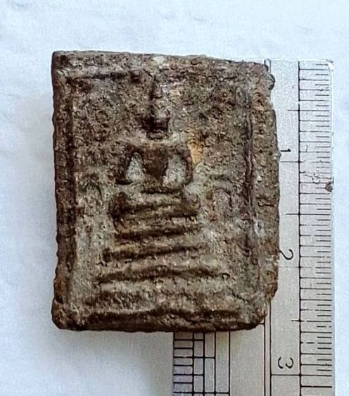 🔹พระเก่า เนื้อหายาก ดูเข้มขลังมาก‼️🔹พระพุทธ หลังยันต์ เนื้อหนังควายเผือก รูปที่ 3