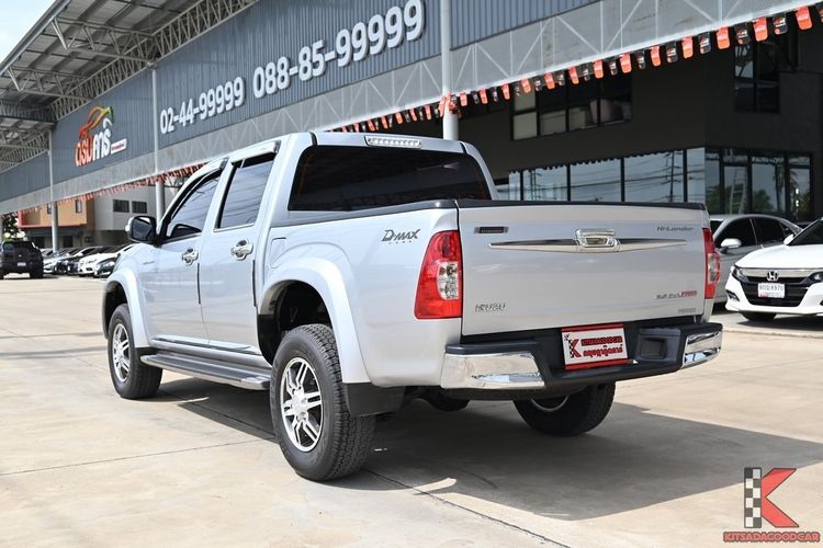 Isuzu D-MAX 2011 2.5 Hi-Lander Super Titanium Pickup ดีเซล ไม่ติดแก๊ส เกียร์ธรรมดา บรอนซ์เงิน รูปที่ 3
