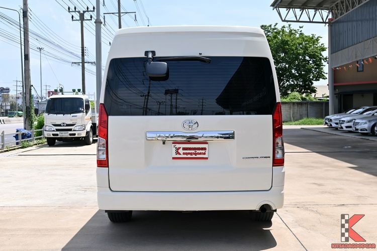 Toyota Commuter 2020 2.8 Van ดีเซล ไม่ติดแก๊ส เกียร์อัตโนมัติ ขาว รูปที่ 4