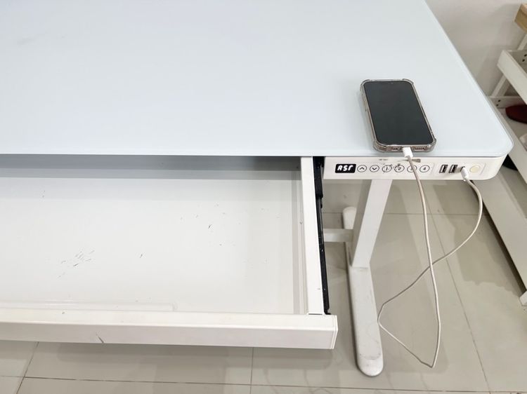 โต๊ะทำงานปรับไฟฟ้าเพื่อสุขภาพ รูปที่ 4