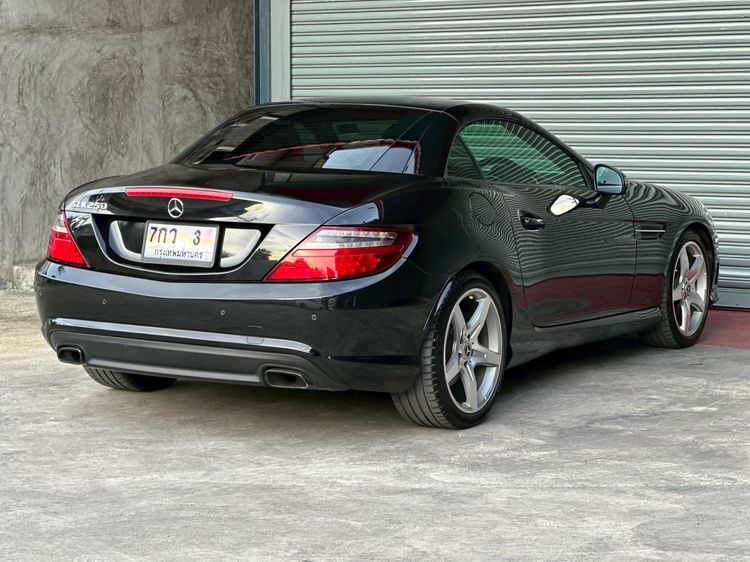 Mercedes-Benz SLK-Class 2011 SLK250 Sedan เบนซิน ไม่ติดแก๊ส เกียร์อัตโนมัติ ดำ รูปที่ 3