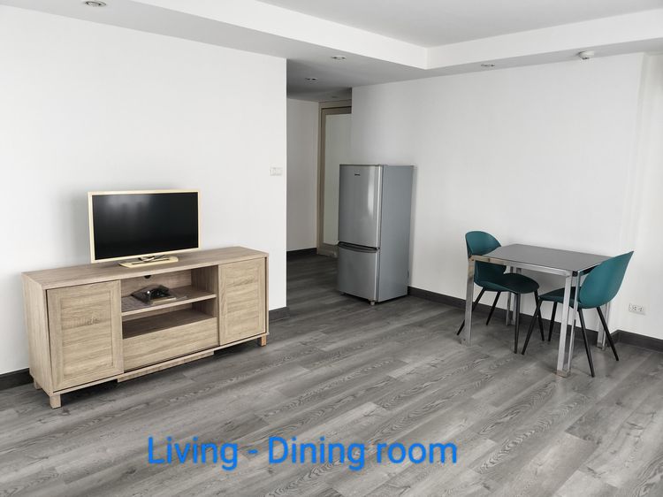 ไม่อนุญาต ตกแต่งครบ ขายคอนโด 1 ห้องนอน 48 ตรม. ห้องมุม ครัวปิด ชั้น 8, ใกล้ BTSพระโขนง 450m รูปที่ 3