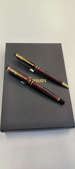 ปากกา Pilot grance หมึกซึม และปากกาลูกลื่น สภาพใหม่ set box รูปที่ 5