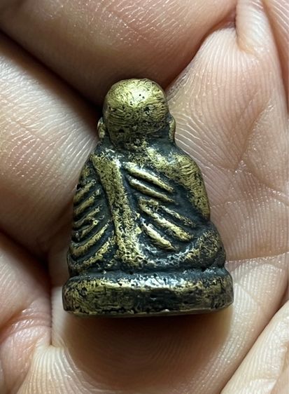 หลวงพ่อเงิน วัดบางคลาน รุ่นปืนแตก ปี2528 พิมพ์เศียรโตนิยมสุด เก่าๆสวยๆ รูปที่ 3