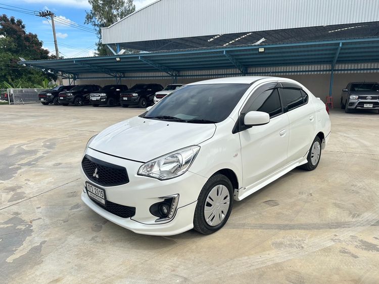 รถ Mitsubishi Attrage 1.2 GLX สี ขาว