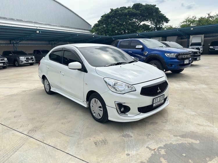 Mitsubishi Attrage 2019 1.2 GLX Sedan เบนซิน ไม่ติดแก๊ส เกียร์อัตโนมัติ ขาว รูปที่ 2