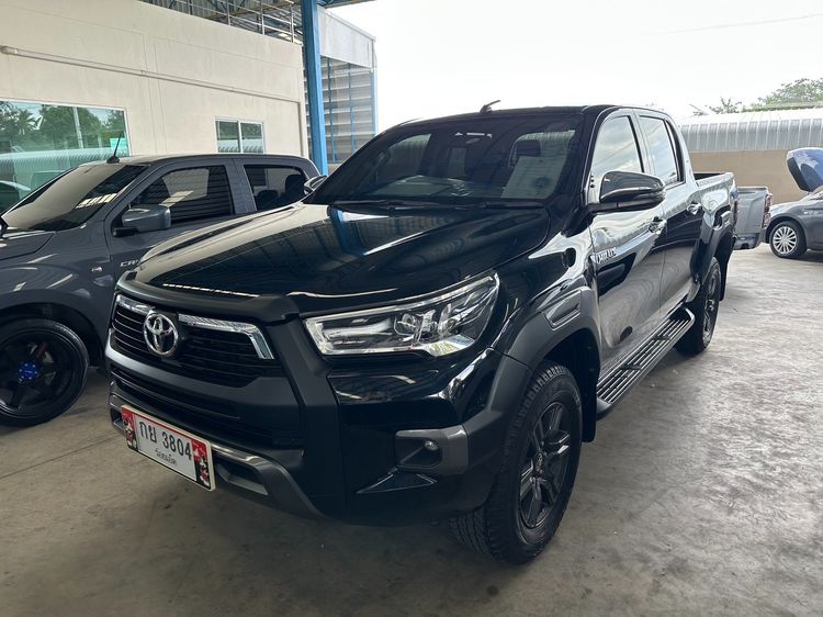 Toyota Hilux Revo รุ่น Double Cab 2.4 Entry Prerunner สีดำ AT ปี 2023
